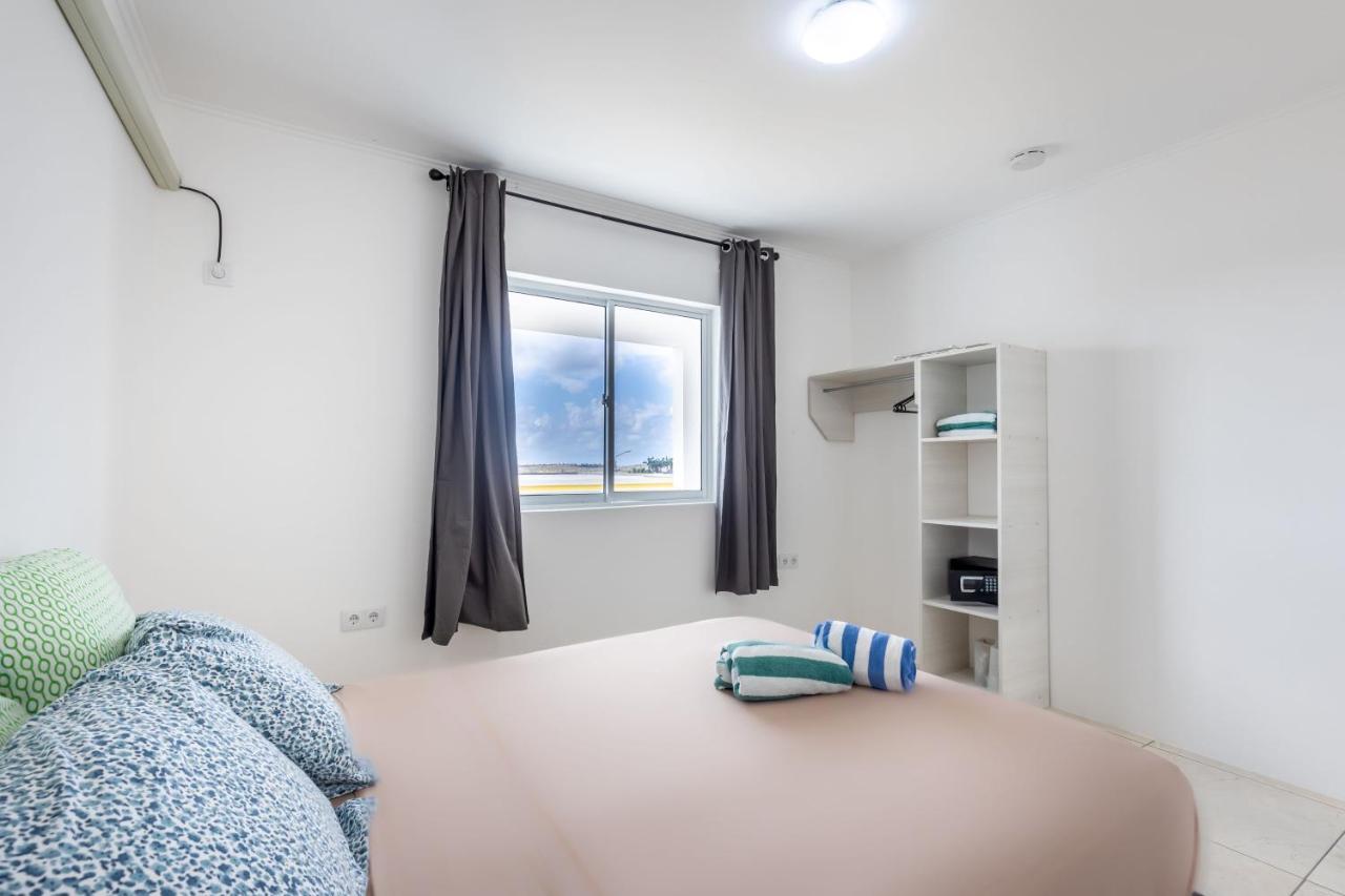 Genesis Apartments Jan Thiel 威廉斯塔德 外观 照片